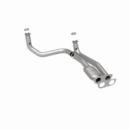 MagnaFlow Direct Fit Catalytic Converter 98-00 Chevy 3500 7.4L Fro
