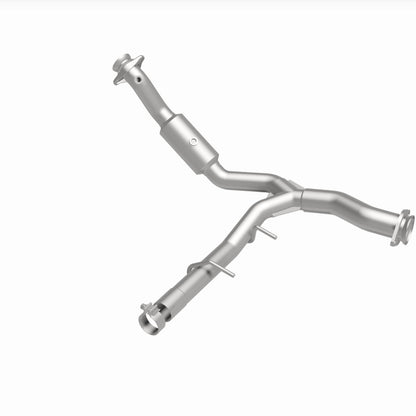 MagnaFlow Direct Fit Catalytic Converter 15-17 Ford Expedition V6 3.5 OEM Underbody