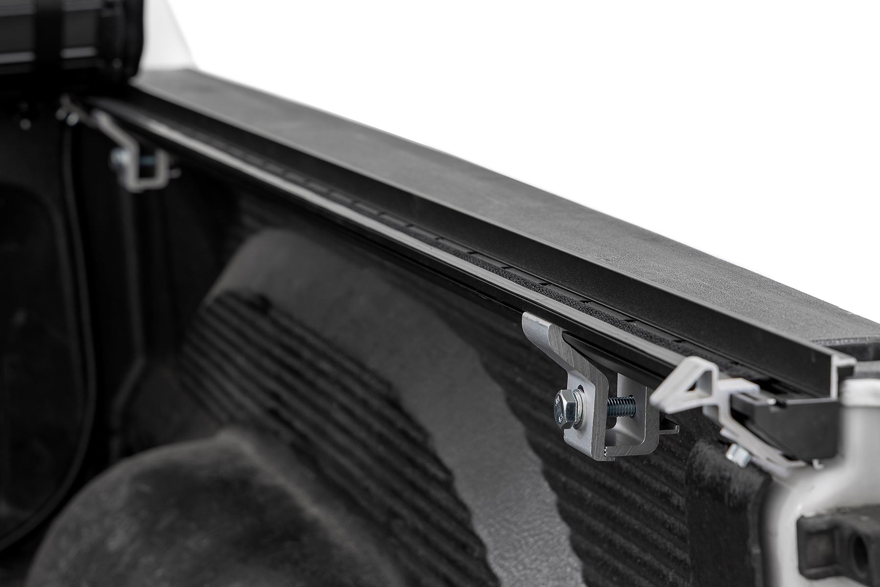 Hard Roll Up Bed Cover | 5'7" Bed | Ram 1500 (09-18)/2500 (09-26) 