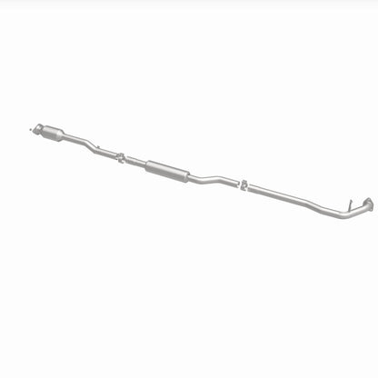 MagnaFlow 14-18 Mitsubishi Outlander Underbody 2.4L AWD Direct Fit Catalytic Converter