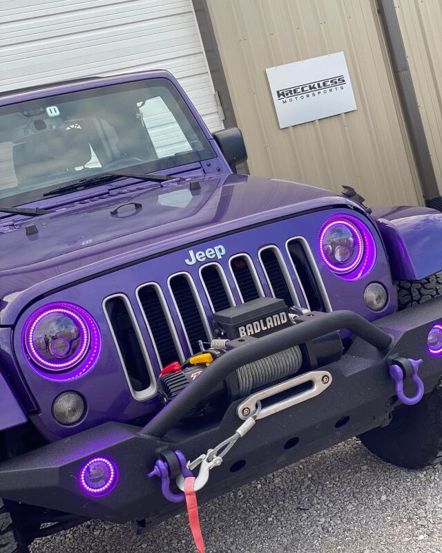 Oracle 7in High Powered LED Headlights - Black Bezel - ColorSHIFT