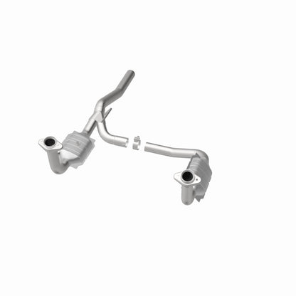 MagnaFlow Direct Fit Catalytic Converter 07-11 Dodge Nitro 4.0L