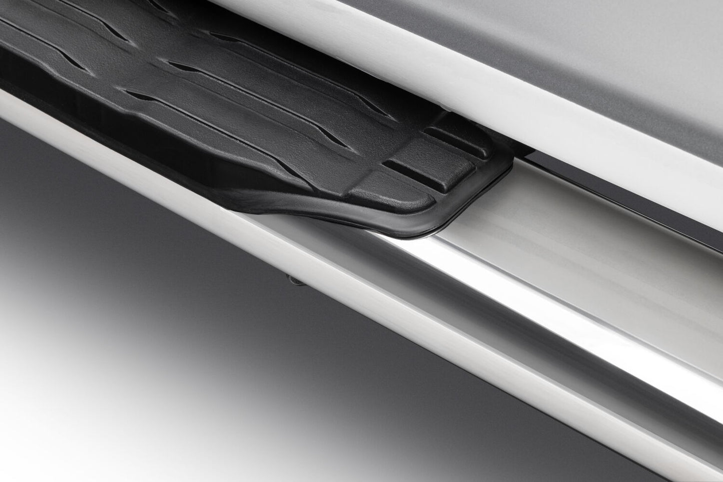 5 Inch 1000 Series Side Steps with Mounting Brackets Kit Polished Stainless Steel 2015-2026 Ford F-150/ F-250/F-350 Go Rhino