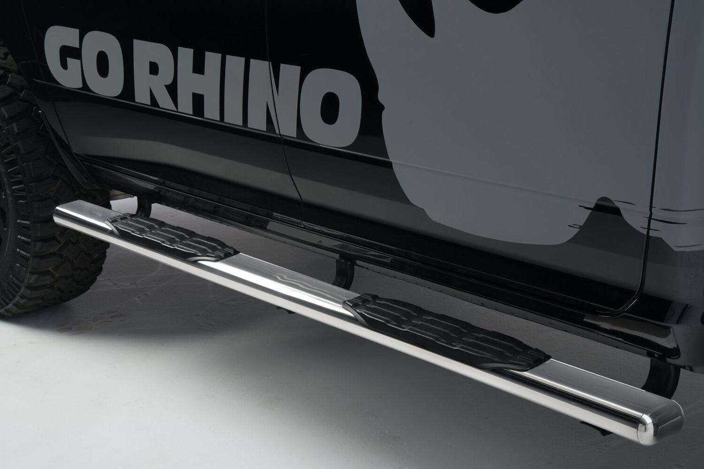 5 Inch 1000 Series Side Steps with Mounting Brackets Kit Polished Stainless Steel 2015-2018 Ram 1500 Go Rhino