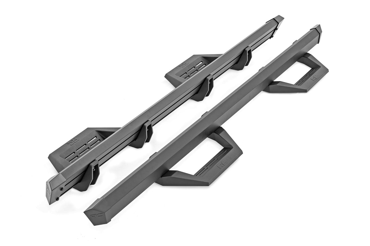 SRX2 Adj Aluminum Step Crew Cab Silverado/Sierra 1500/2500HD (19-26) Rough Country
