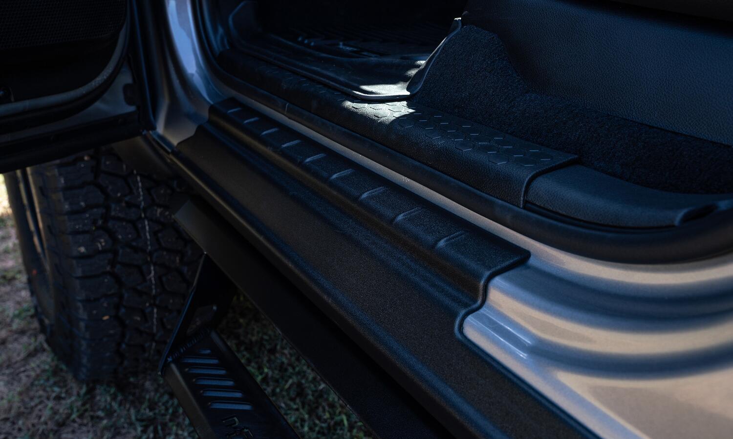 Black Trail Armor Rocker Panel And Sill Plate Covers For 2021-2023 Ford Bronco 2-dr, Incl. Side Panels/Sill Plate Cover Bushwacker
