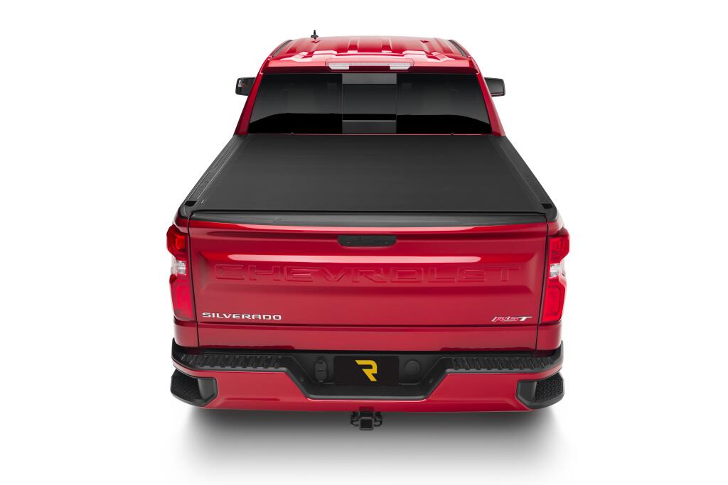 Sentry CT Tonneau Cover Black 2020-2026 GMC Sierra (with CarbonPro Bed) 5 Foot 9 Inch Bed Truxedo