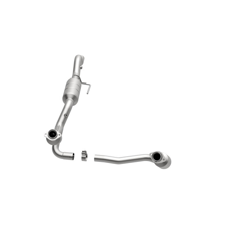 MagnaFlow Direct Fit Catalytic Converter 00-03 Durango 4WD 5.9L
