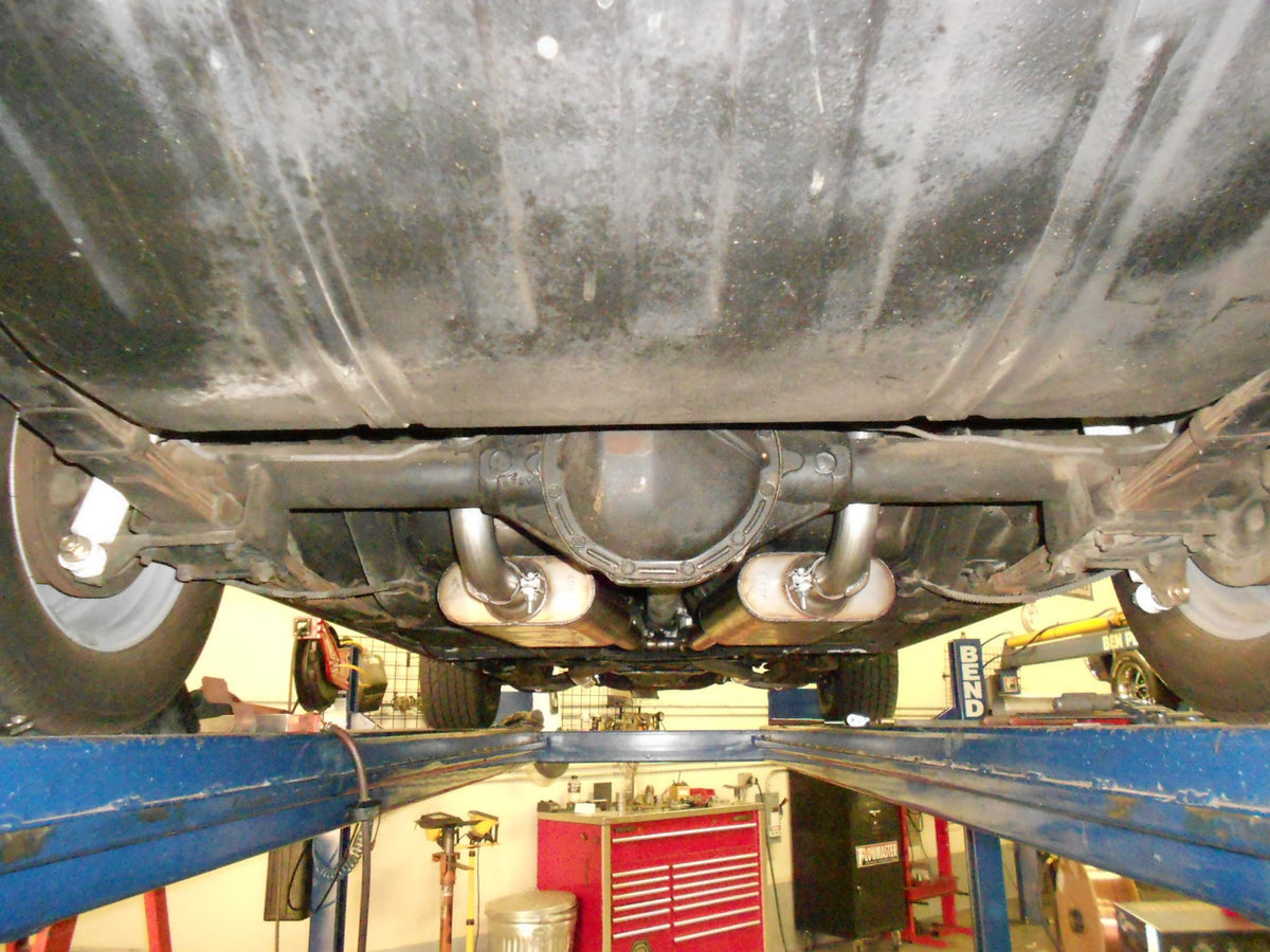 American Thunder Crossmember-Back Exhaust System Fits 1969 Chevrolet Camaro And Pontiac Firebird With V8 Engine, 2.5 Inch Aluminized Pipes Aggressive To Moderate Sound Flowmaster