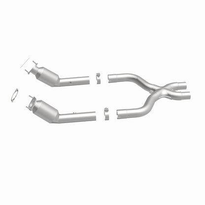 MagnaFlow Direct Fit Catalytic Converter California Grade 2011 Ford Mustang 5.0L