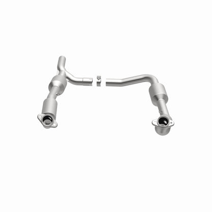 MagnaFlow Direct Fit Catalytic Converter 2008+ Ford E-150 4.6L