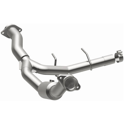 MagnaFlow Direct Fit Catalytic Converter 15-17 Ford Expedition V6 3.5 OEM Underbody