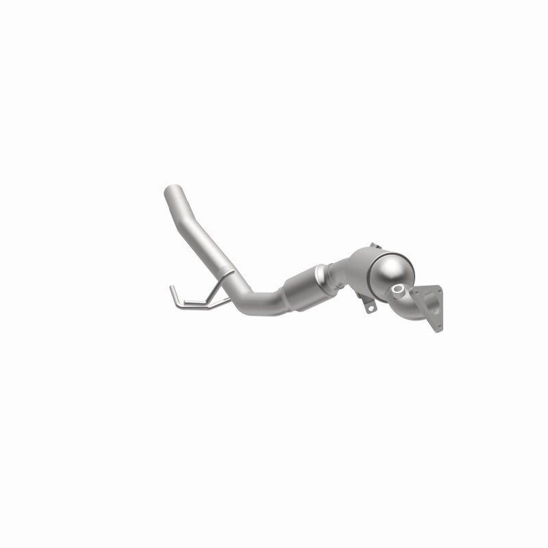 MagnaFlow Direct Fit Catalytic Converter 11-15 Volkswagen Touareg V6 3.6 OEM Underbody