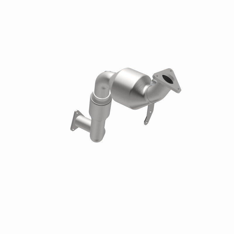 MagnaFlow Direct Fit Catalytic Converter 07 VW Touareg 3.6L Rear close