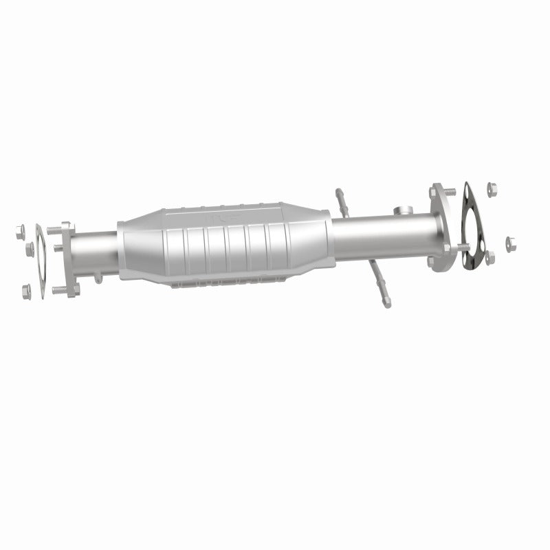 MagnaFlow Direct Fit Catalytic Converter 96-99 S10/Sanoma 4WD 4.3L