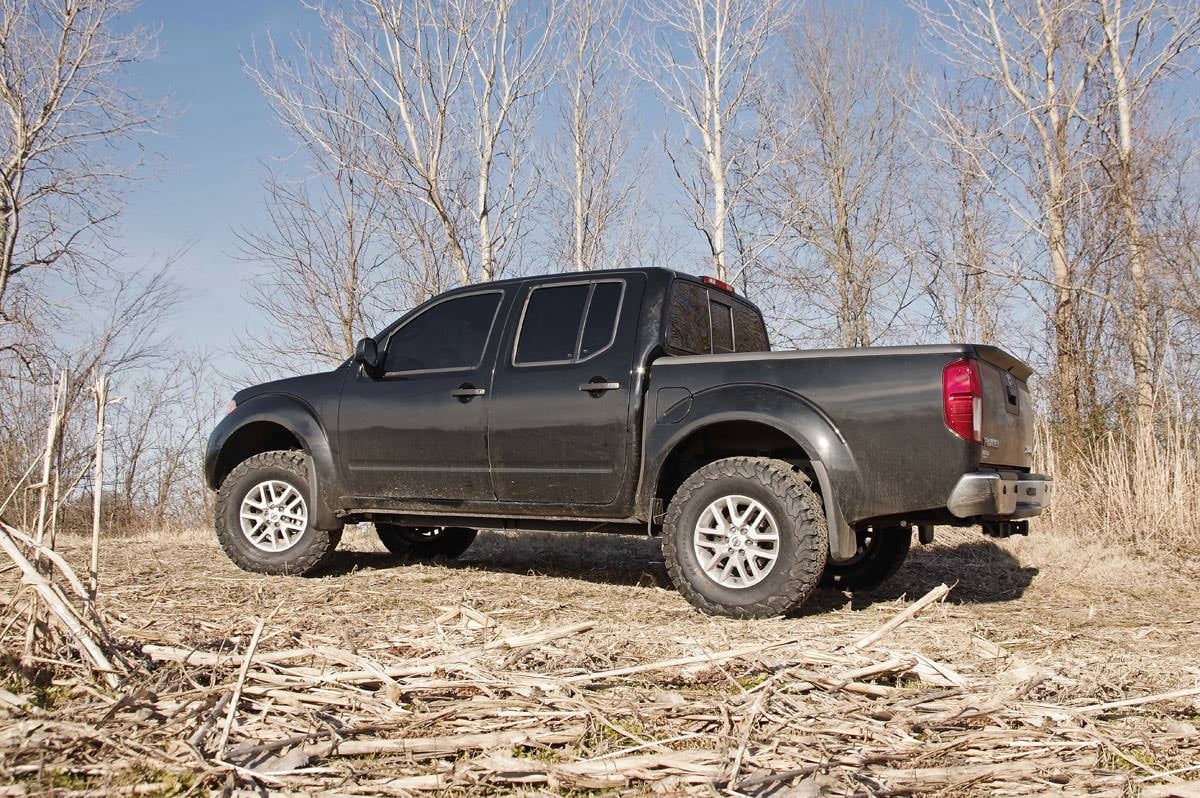 2.5 Inch Leveling Kit | Red Spacers | Nissan Frontier (05-26)/Xterra (05-15) 