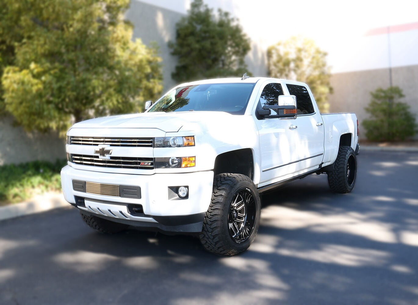 RealTruck VoltStep Electric Running Board Kit Textured Black 2015-2019 Silverado/Sierra 2500 HD Go Rhino