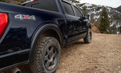 Black OE Style Smooth Finish 4-Piece Fender Flare Set For 2021-2026 Ford F150 Will Not Fit F150 Lightning Bushwacker