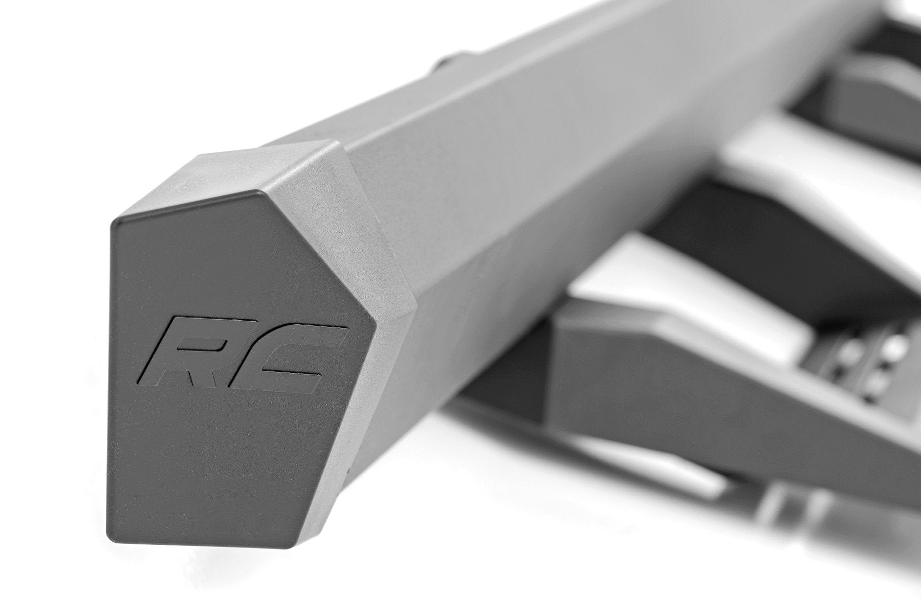 SRX2 Adj Aluminum Step | Double Cab | Toyota Tacoma 2WD/4WD (2005-2023)