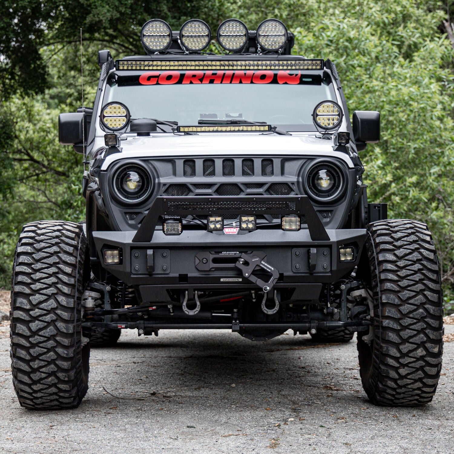 Trailline Front Stubby Bumper Textured Black 2018-2026 Jeep Wrangler JL 2020-2025 Jeep Gladiator Go Rhino