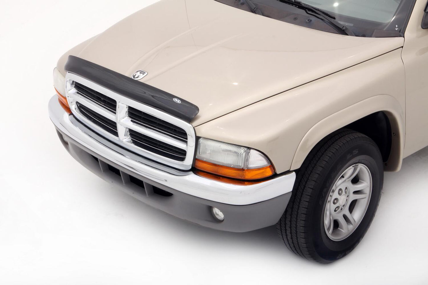 Bugflector Hood Shield Dark Smoke for 1997-2004 Dodge Dakota/Durango Smoke AVS