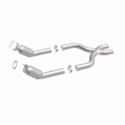 MagnaFlow Direct Fit Catalytic Converter California Grade 2011 Ford Mustang 5.0L