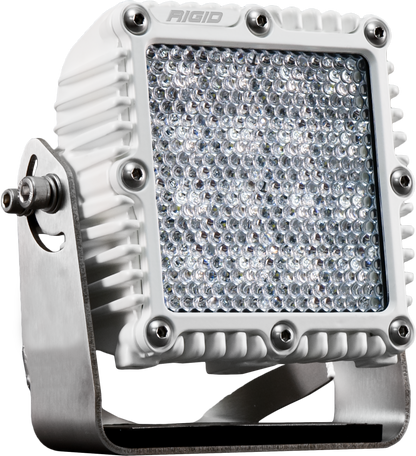 245513-Q-Series_PRO_White_Flood_Diffused.png