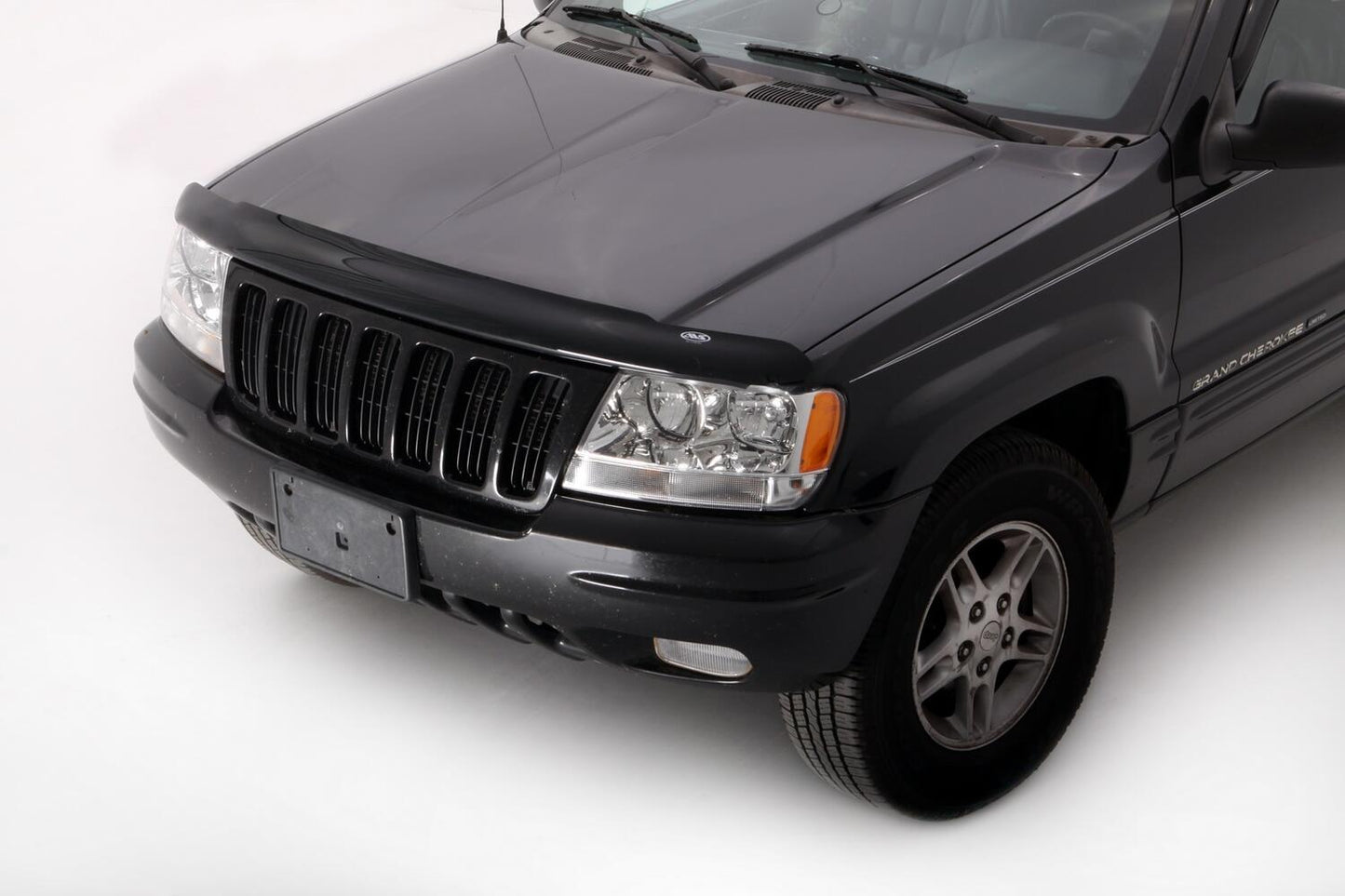 Bugflector II Hood Shield Dark Smoke for 1999-2004 Jeep Grand Cherokee Smoke AVS