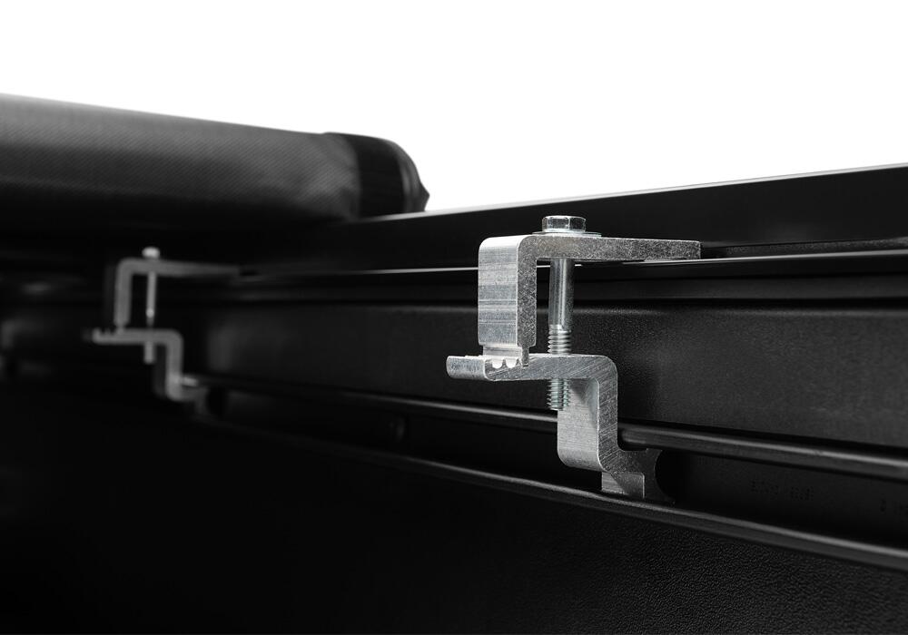 TruXport Tonneau Cover Black 2022-2026 Toyota Tundra 5 Foot 7 Inch Bed Truxedo