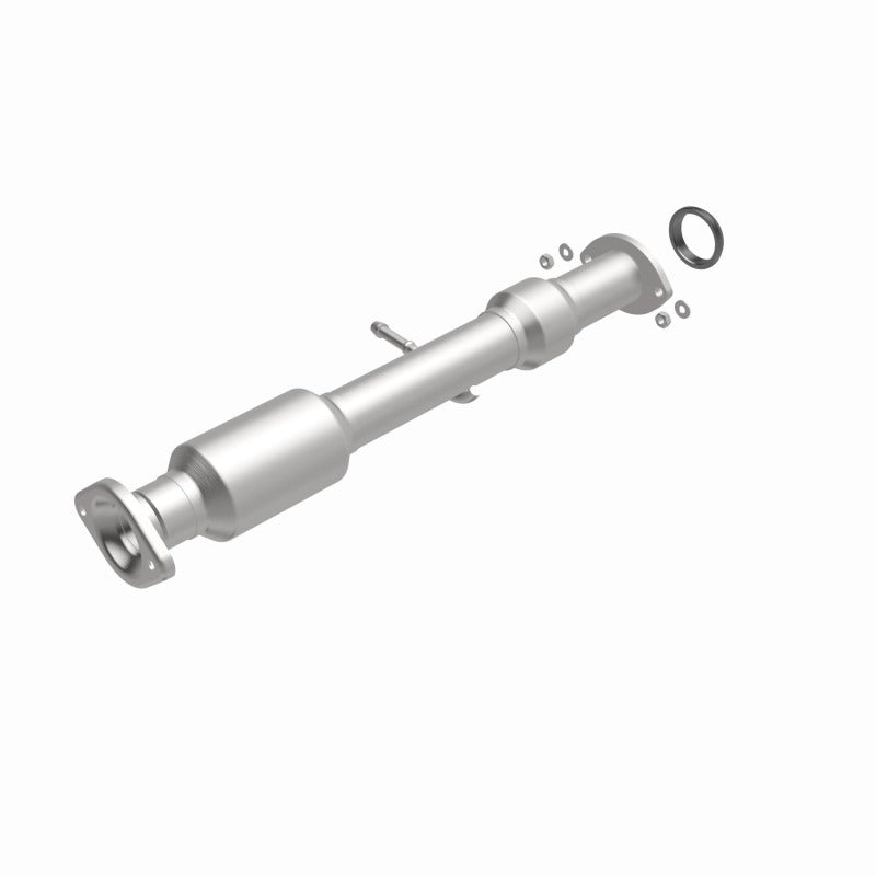 MagnaFlow Direct Fit Catalytic Converter 14-15 Toyota Highlander 3.5L