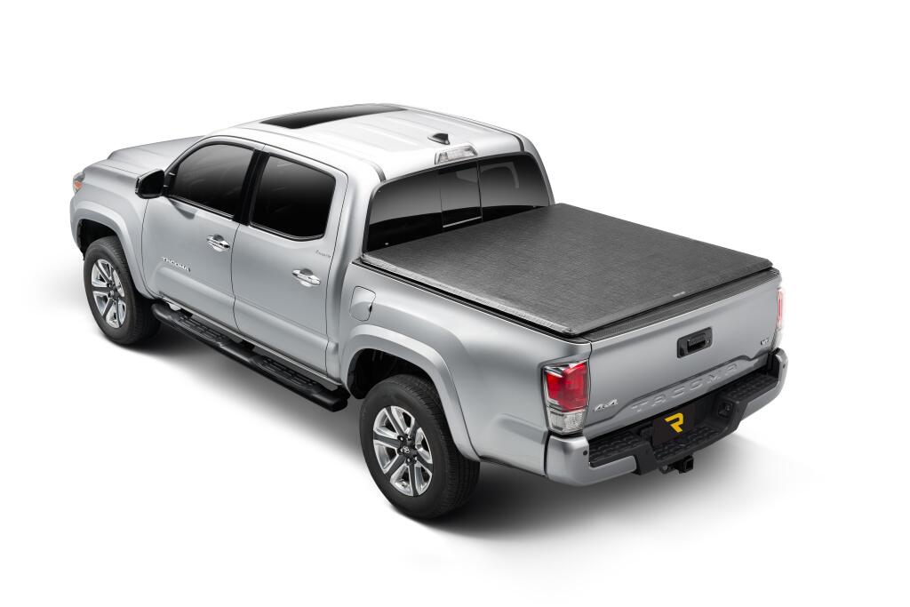 TruXport Tonneau Cover Black 2014-2021 Toyota Tundra 5 Foot 6 Inch Bed without Deck Rail System Truxedo