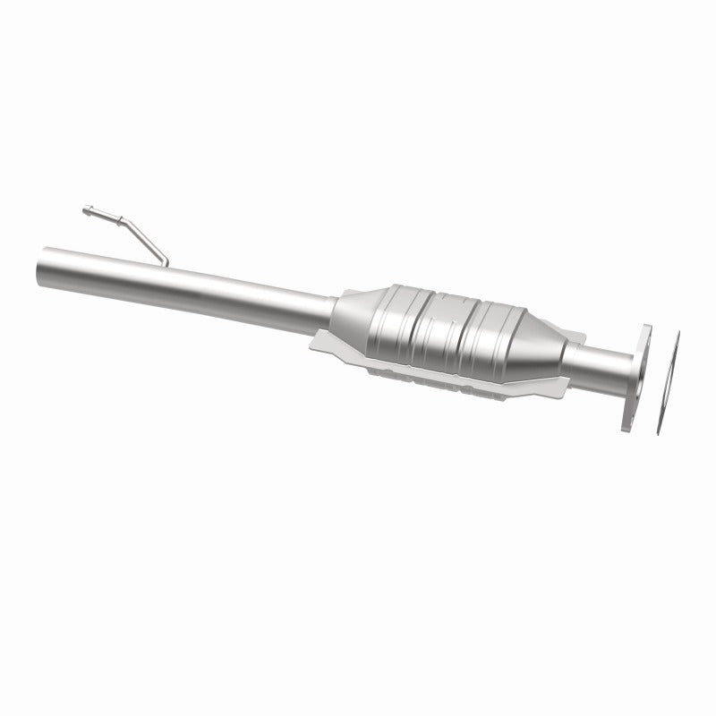 MagnaFlow Direct Fit Catalytic Converter 01-04 Ford Escape 3.0L Rear / 01-04 Mazda Tribute 3.0L Rear