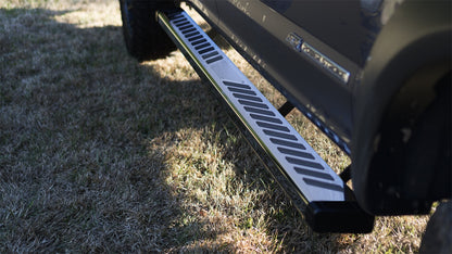 Summit Ridge 2.0 Running Board Kit Polished Stainless 2015-2025 Ford F-150 SuperCab Lund