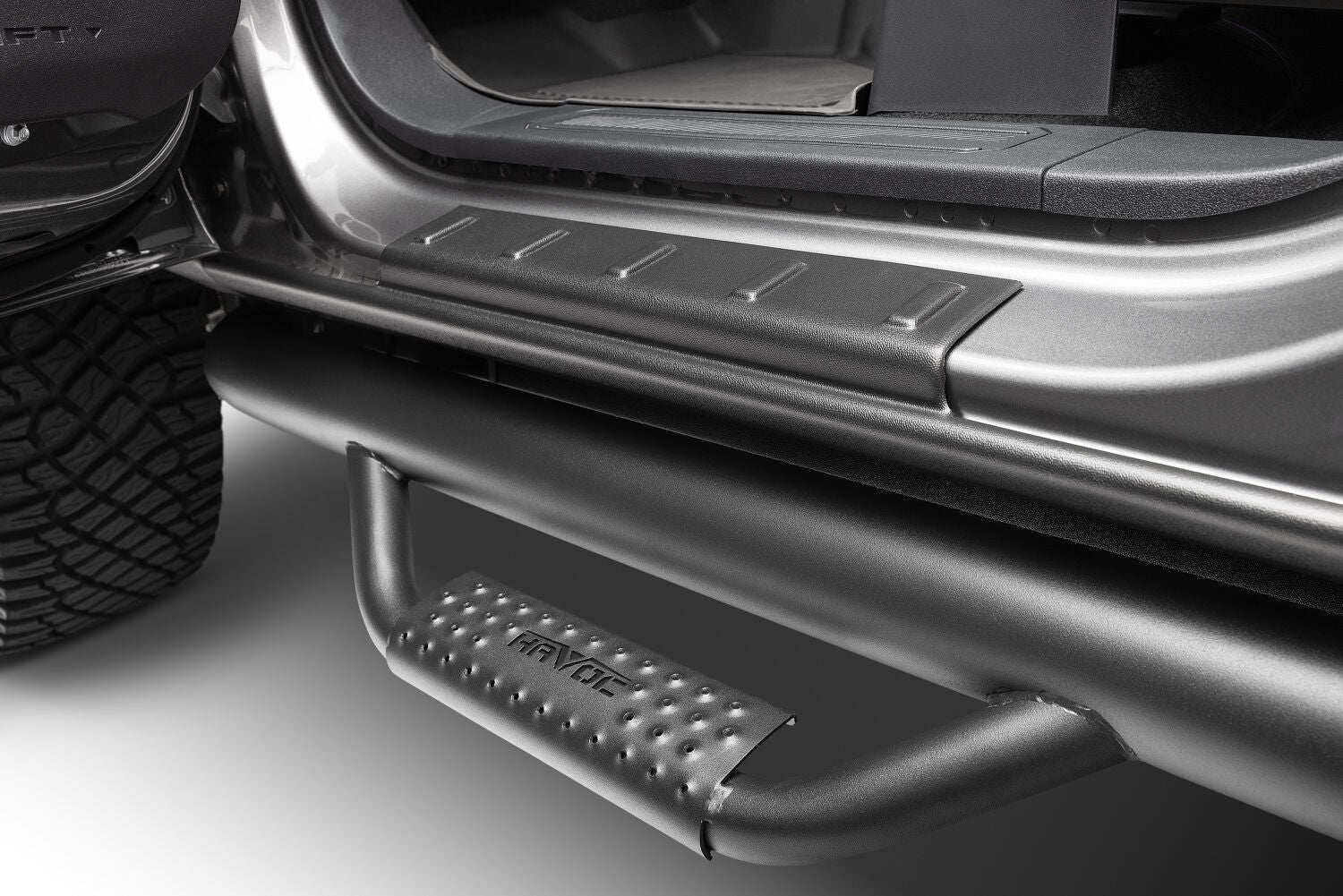 Trail Armor Rocker Panel Black, Incl. Side Panels/Sill Plate Cover For 2014-2019 Silverado/Sierra 1500/2500 HD/3500 HD Husky Liners
