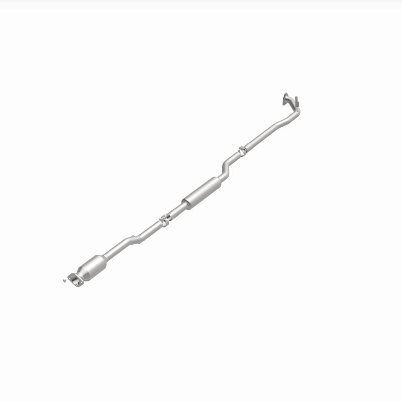 MagnaFlow 14-18 Mitsubishi Outlander Underbody 2.4L AWD Direct Fit Catalytic Converter