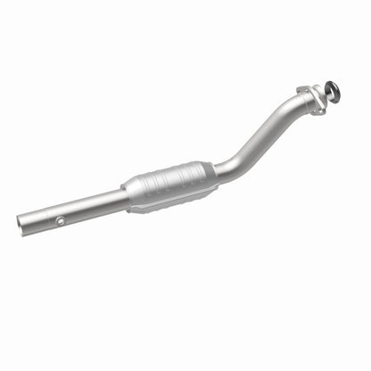 MagnaFlow Direct Fit Catalytic Converter 96 Buick LeSabre 3.8L
