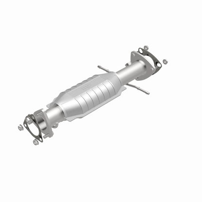 MagnaFlow Direct Fit Catalytic Converter 96-99 S10/Sanoma 4WD 4.3L