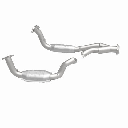 MagnaFlow Direct Fit Catalytic Converter 03-06 Chevy SSR 5.3/6.0 OEM