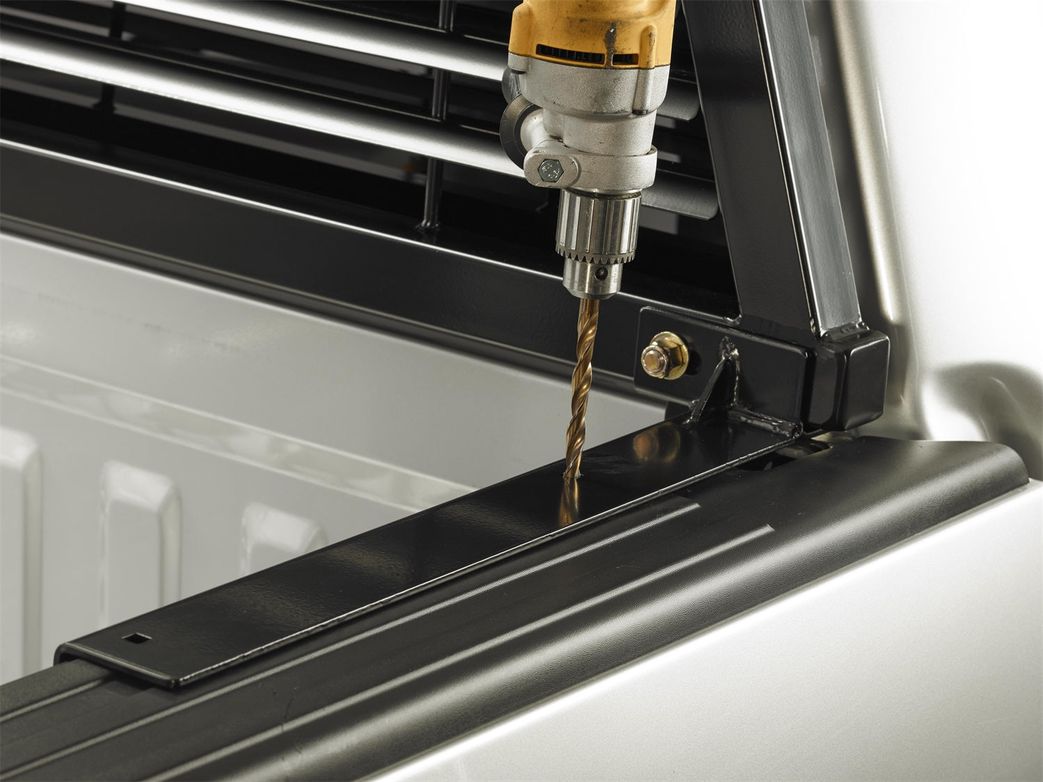 Hardware Kit Low Profile Fits w/21 Inch box Ram 1500 09-18 5.5 Foot 19-26 New Body Style w/o Rambox Backrack