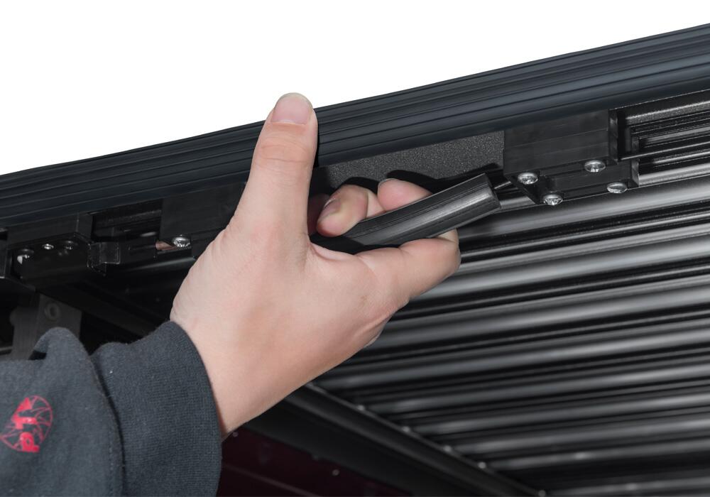Retrax IX Tonneau Cover 2009-2018 (2019-2024 Classic) Ram 1500/2010-2024 2500/3500 6' 4 inch Bed without RamBox