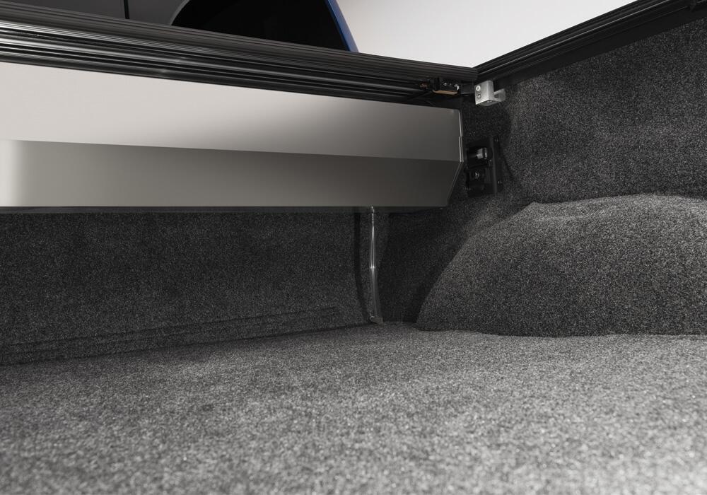 Retrax IX Tonneau Cover 2020-2026 Silverado/Sierra 2500 HD/3500 HD 6' 9 inch Bed