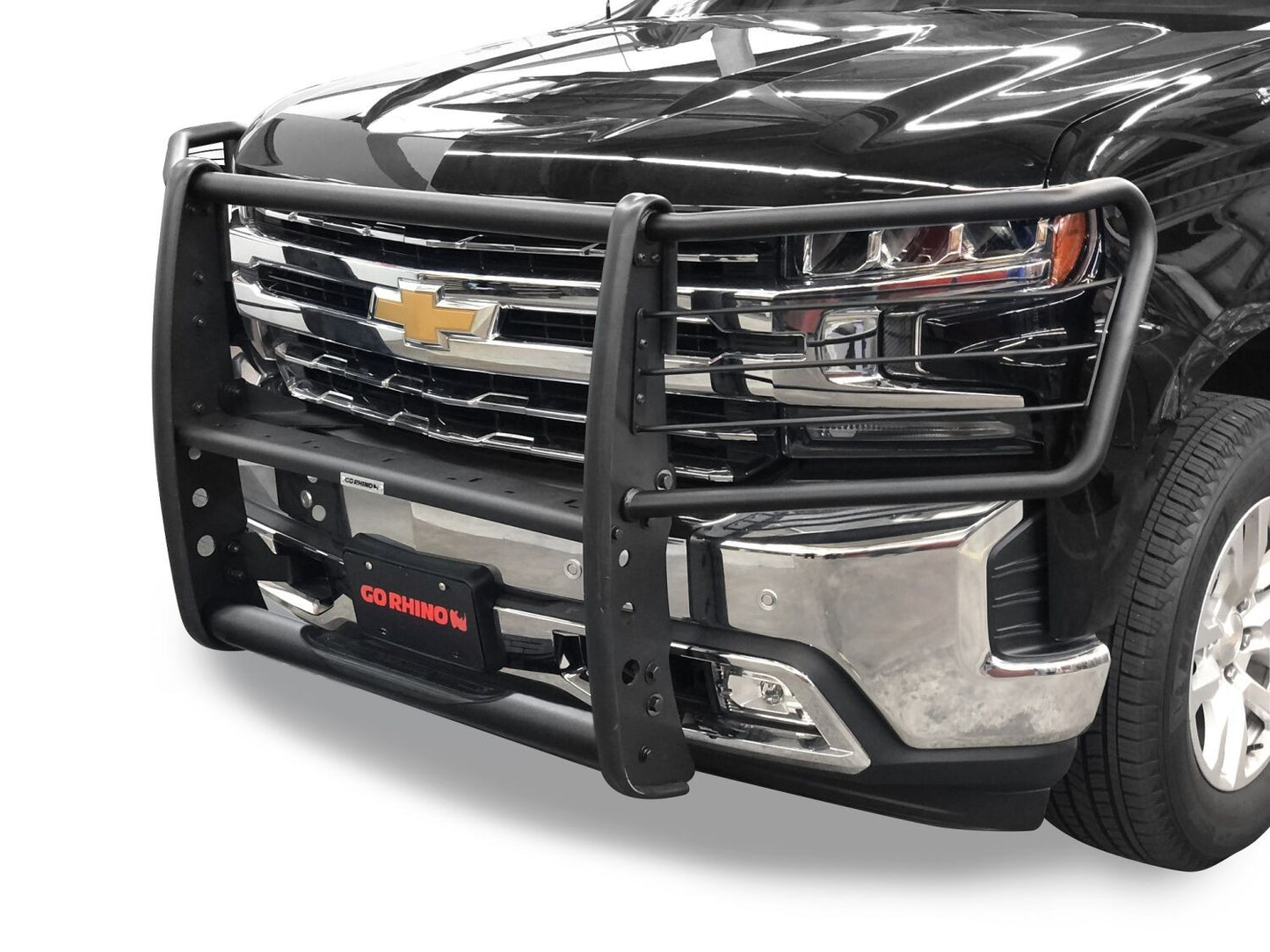 3100 Series StepGuard with Brush Guards Textured Black 2019-2021 Silverado 1500 2022-2022 Silverado 1500 LTD Go Rhino