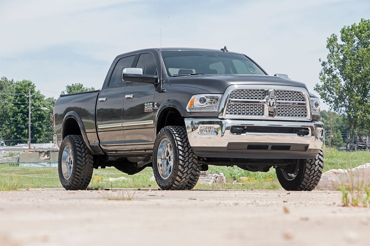 2.5 Inch Lift Kit Gas V2 Ram 2500 4WD (2014-2018) Rough Country