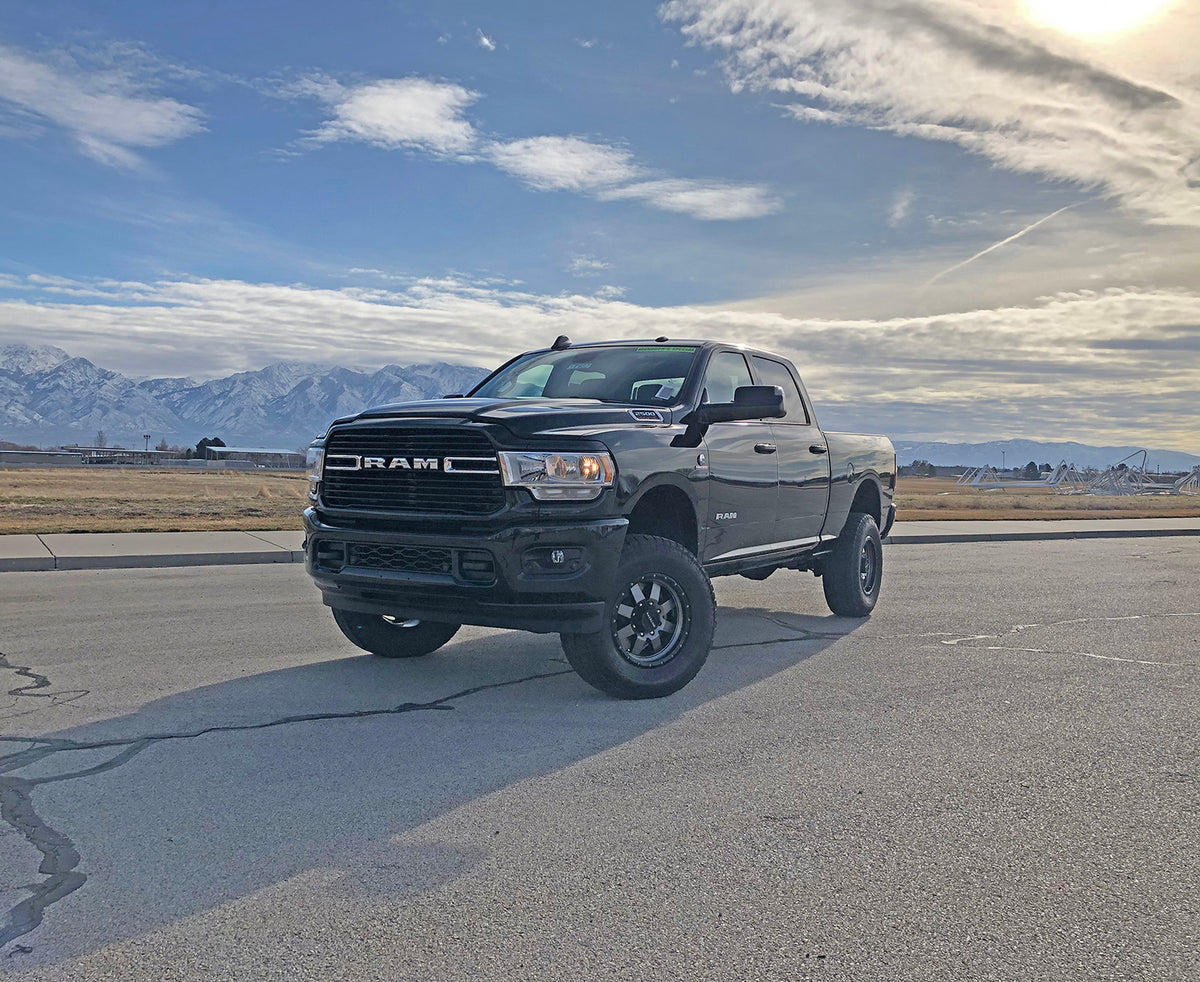 RAM 3 inch Lift with Front Shock Relocation Brackets For 19-Up RAM 2500 Tuff Country