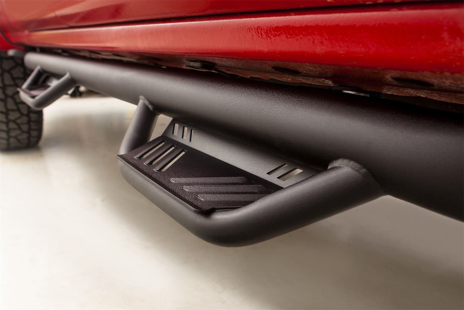Terrain HX Step Black 2004-2015 Nissan Titan Crew Cab Lund