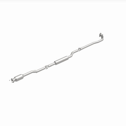 MagnaFlow 14-18 Mitsubishi Outlander Underbody 2.4L AWD Direct Fit Catalytic Converter