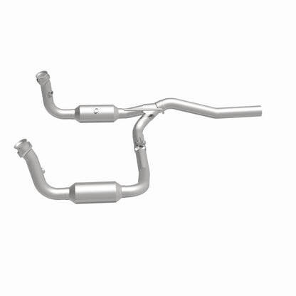 MagnaFlow Direct Fit Catalytic Converter 2009-2012 Dodge Nitro 3.7L Underbody