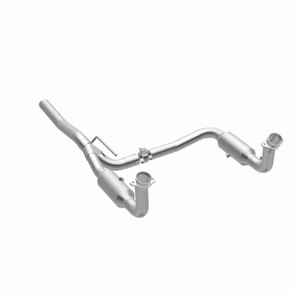 MagnaFlow Direct Fit Catalytic Converter 2009-2012 Dodge Nitro 3.7L Underbody