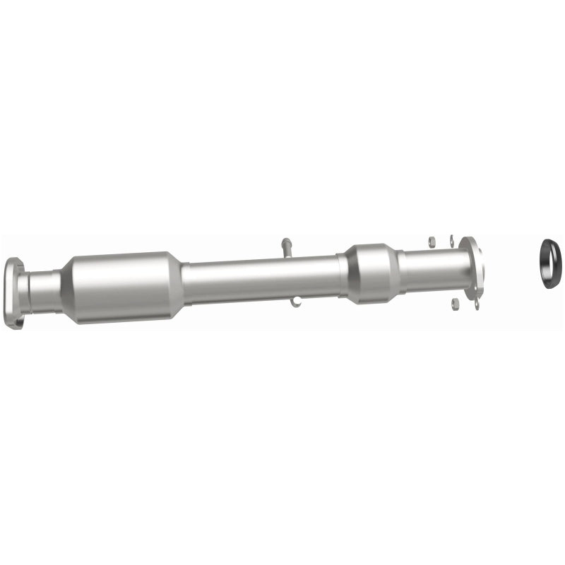 MagnaFlow Direct Fit Catalytic Converter 14-15 Toyota Highlander 3.5L