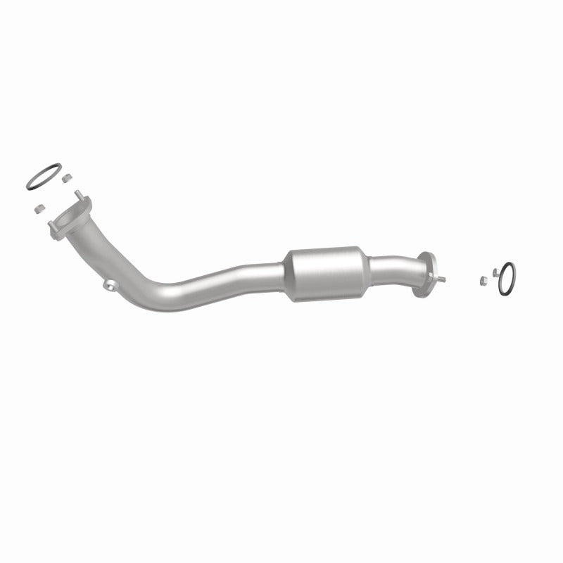 MagnaFlow Direct Fit Catalytic Converter 13-15 RAV4 2.5 Underbody